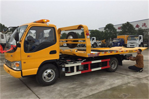 莆田哪里有拖车服务